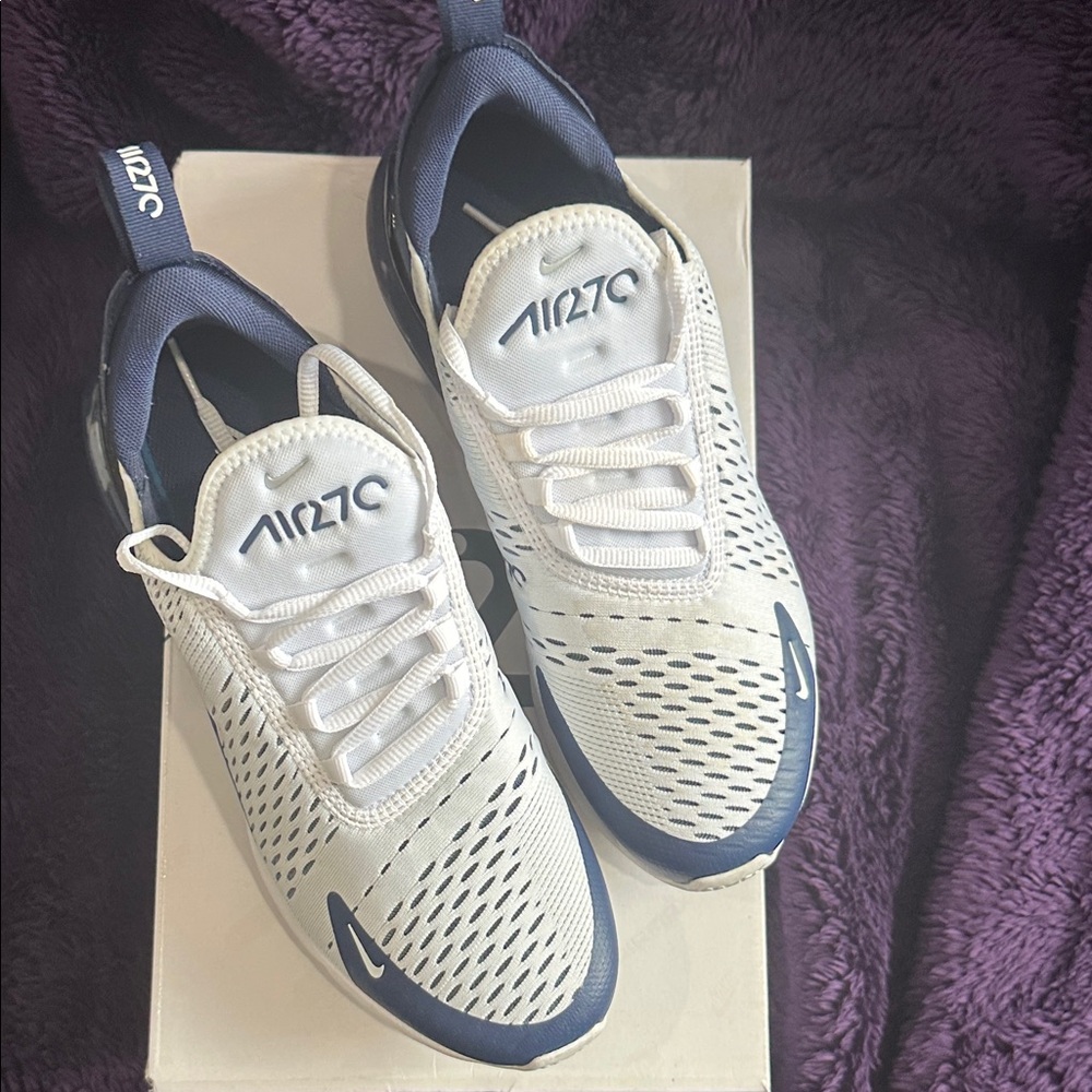 Nike Air Max 270 White and Navy Men's Sneakers - Picture 4 of 5
